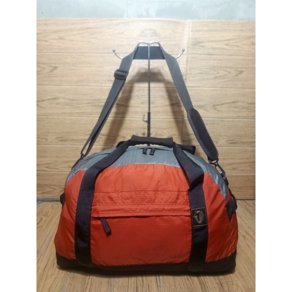 Tas Dufflebag Black yak second original