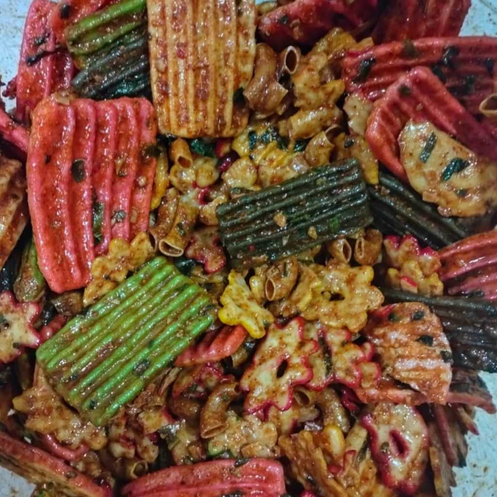 

Seblak Bantet 500grm Mix Pedas Manis Daun Jeruk Seblak Kering Mang Galing