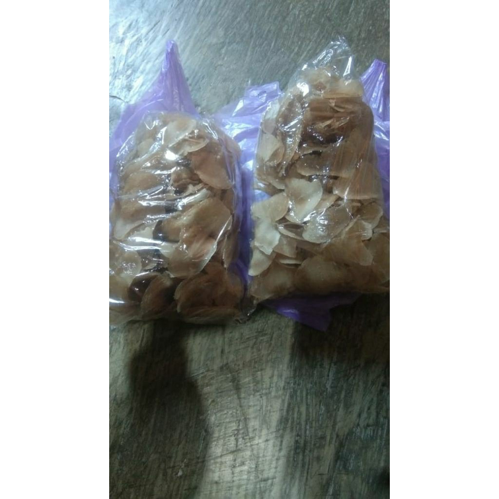 

kerecek kerupuk trasi 500 gram gurih dan renyah sekali