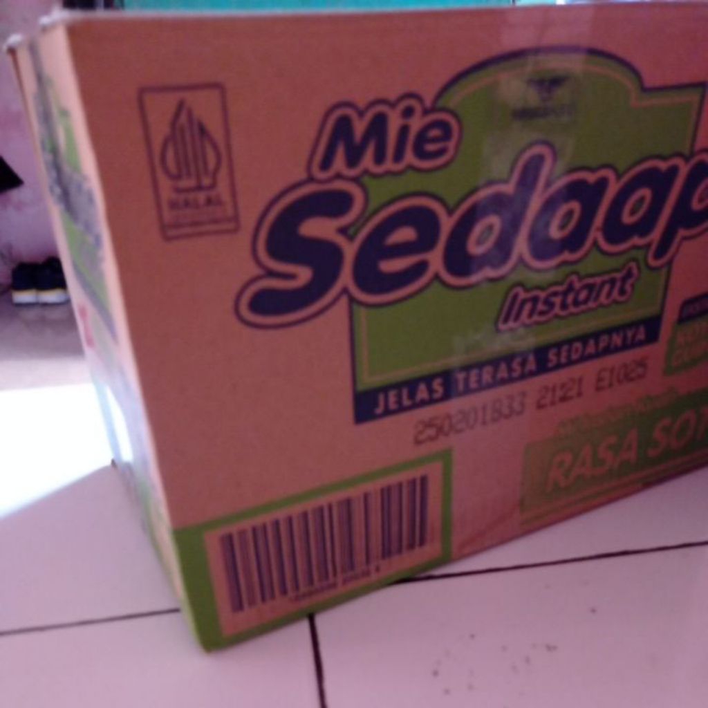 

bubble wrap + kardus