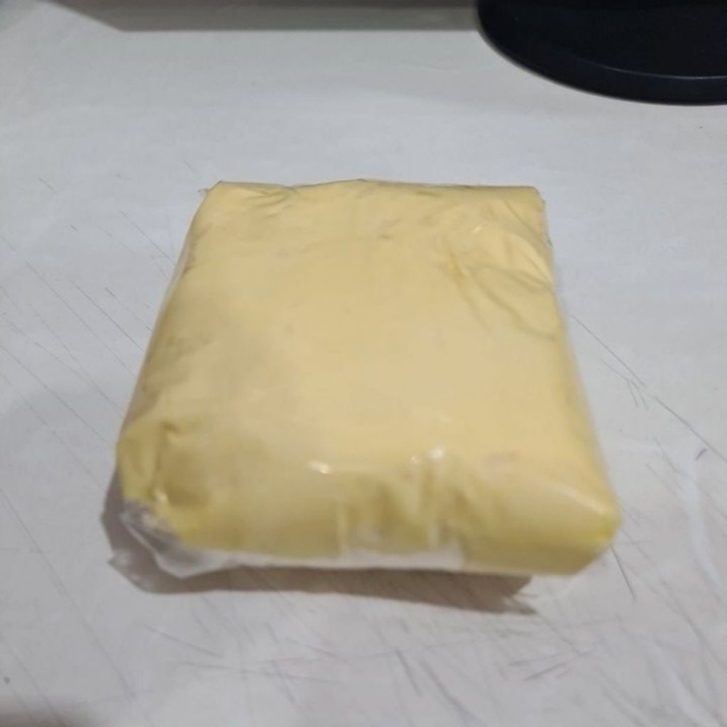 

Mentega Amanda Repack ¼ Kg