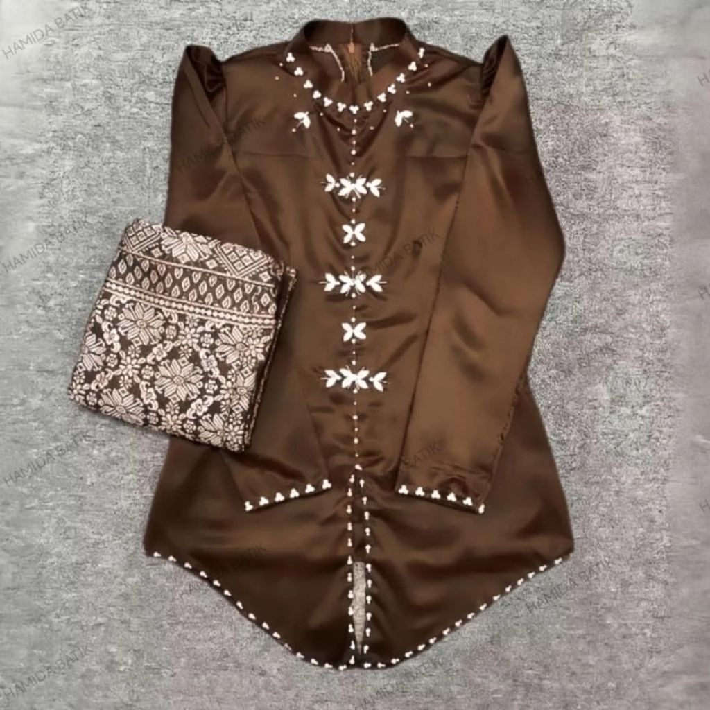 Latopia_ Maharaja Elegance - Alana One Set Baju Kurung Melayu Rok Songket Modern Premium Atasan Baju