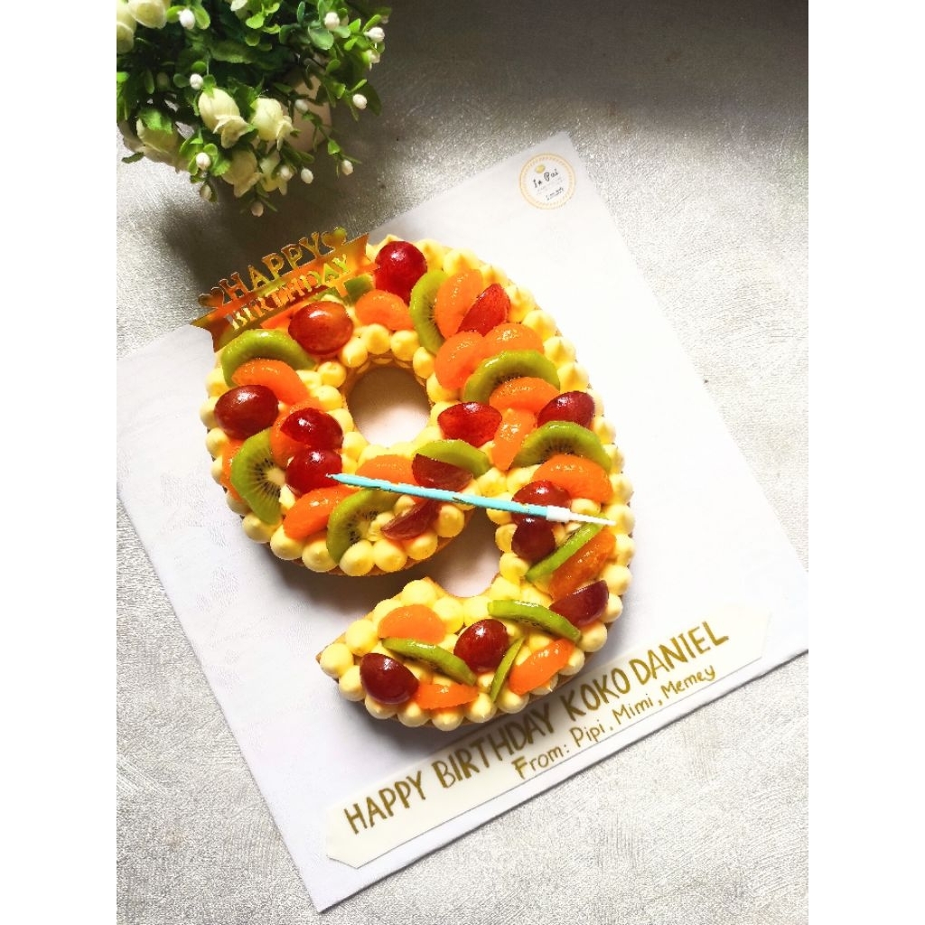 

Monogram Pie Angka/ Kue Ulang Tahu/ Hampers Ulang Tahun