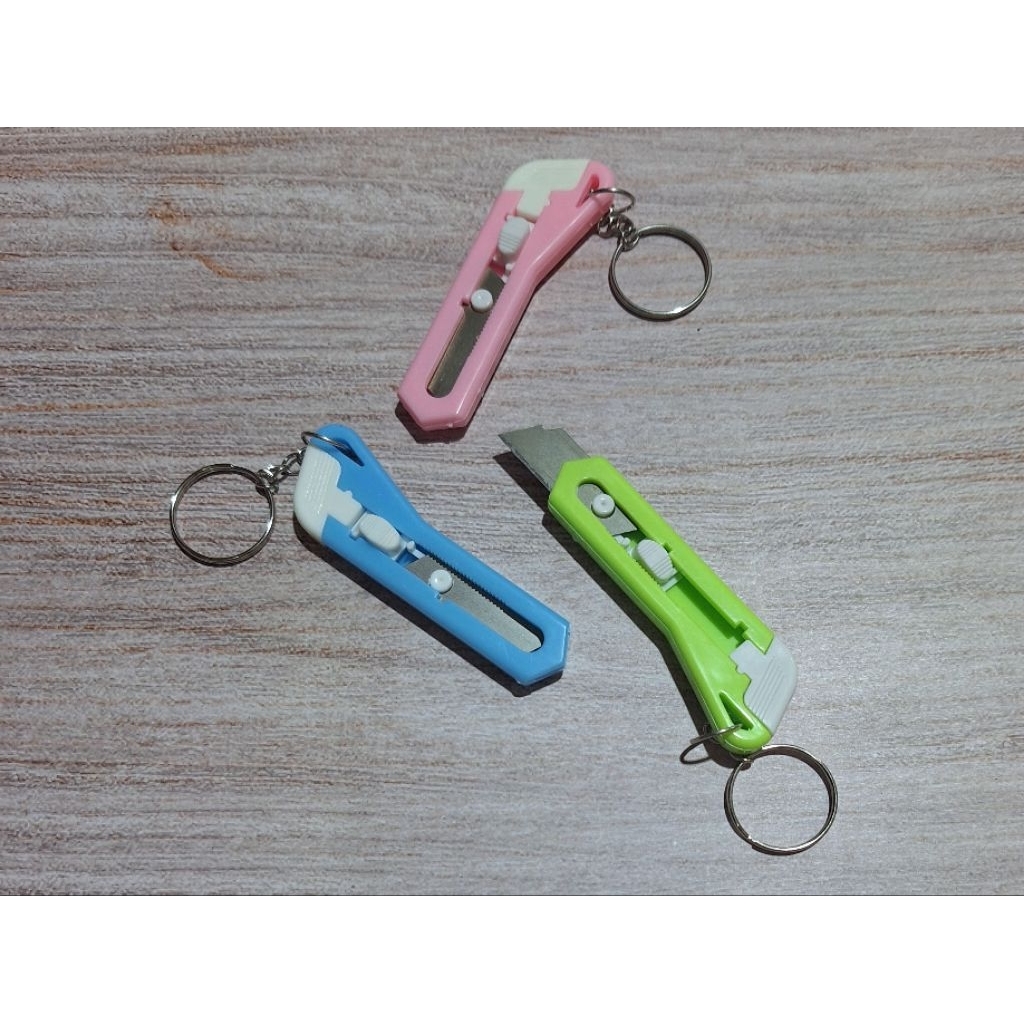 gantungan kunci/ gantungan pisau mini