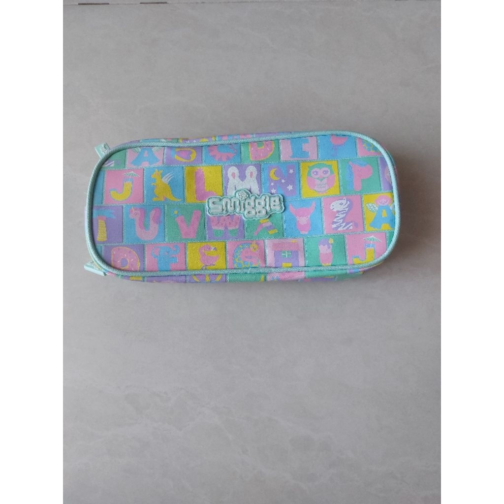 

kotak pensil smiggle ORI