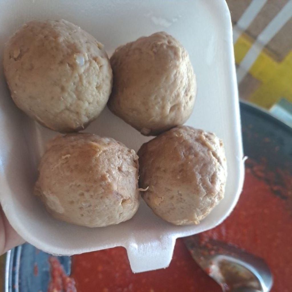 

bakso keju moncrot bumbu chili oil