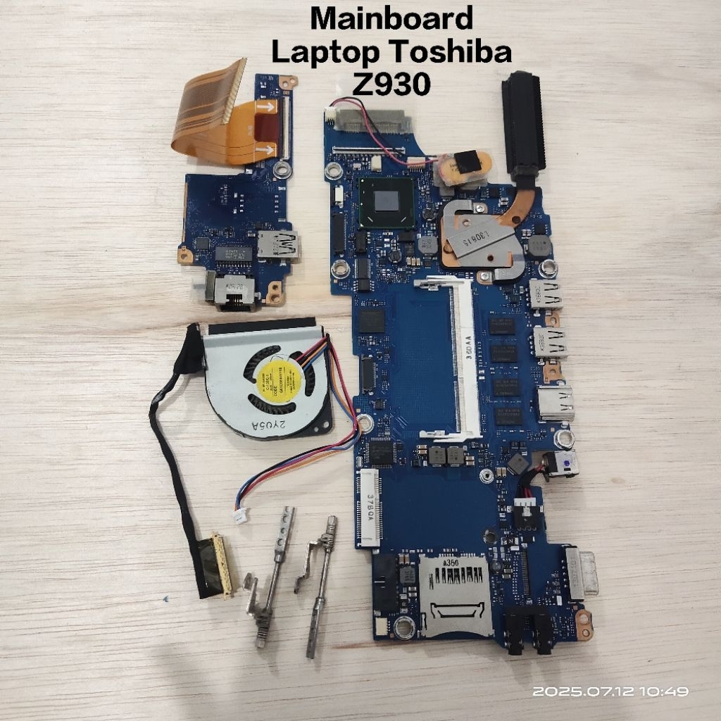 Mainboard Laptop Toshiba Z930 + Proc i5-3437U + Ram DDR3 2Gb (tanam)
