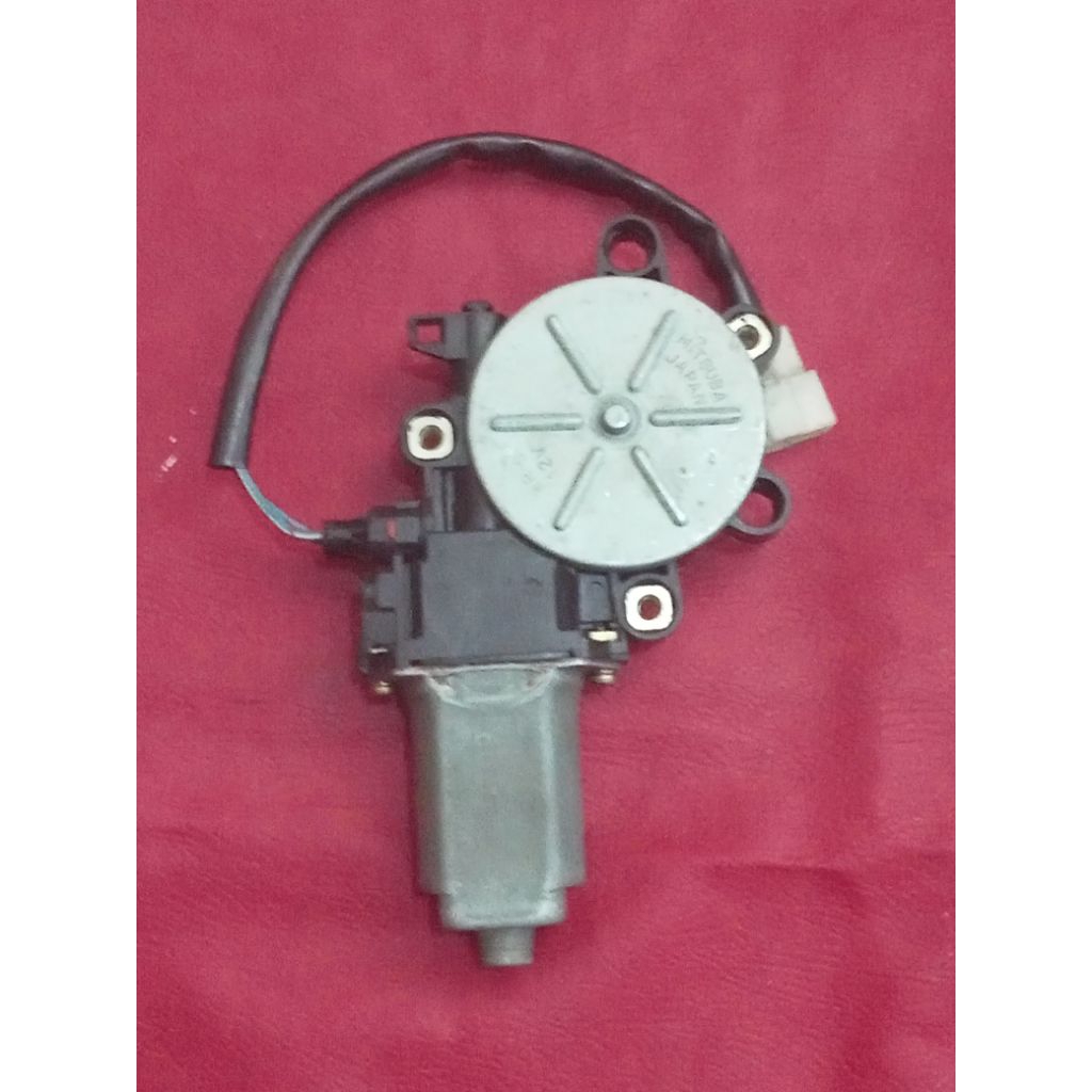 Dinamo power window mitsubishi Lancer CK 4 kanan belakang