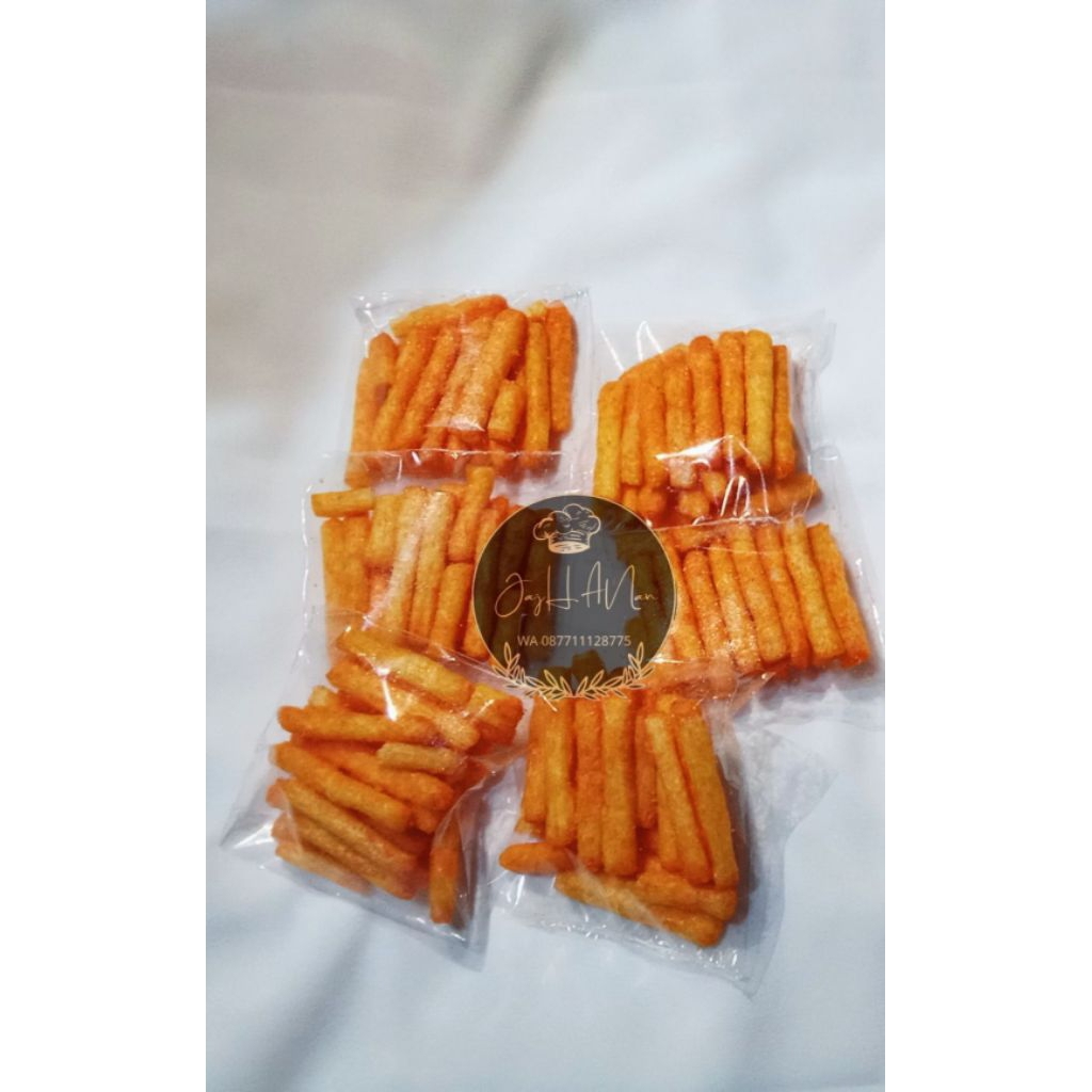 

camilan stik pedas