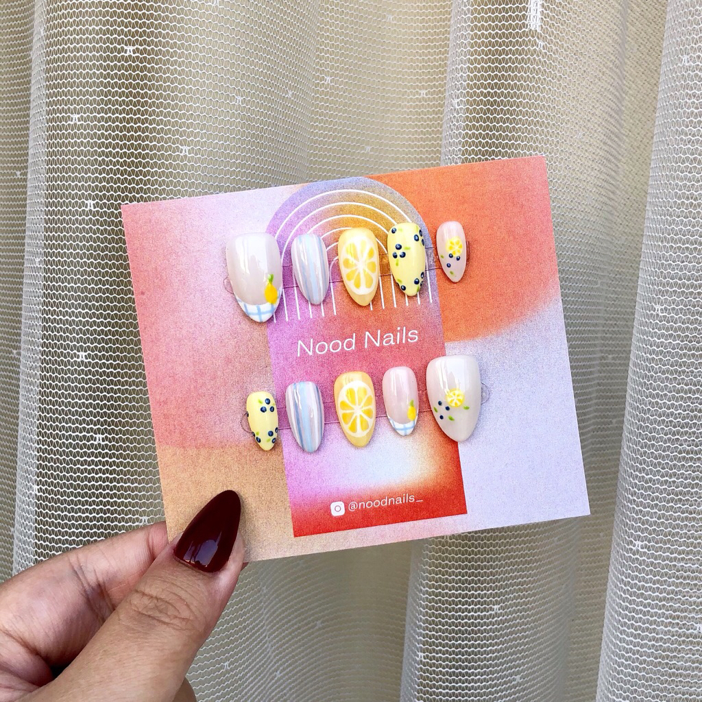 Zesty Bloom Press On Nails