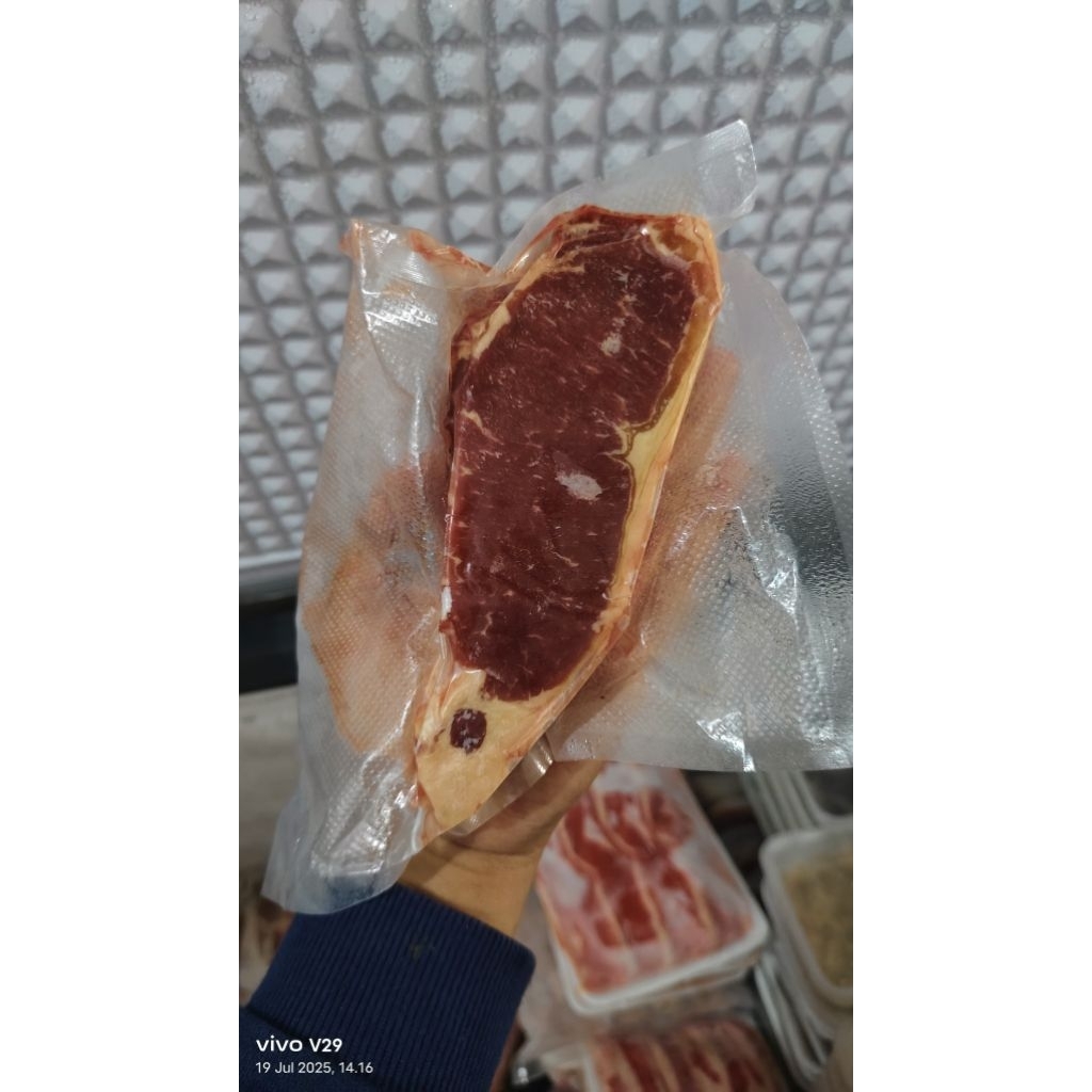 

Sirloin Steak ±250gr