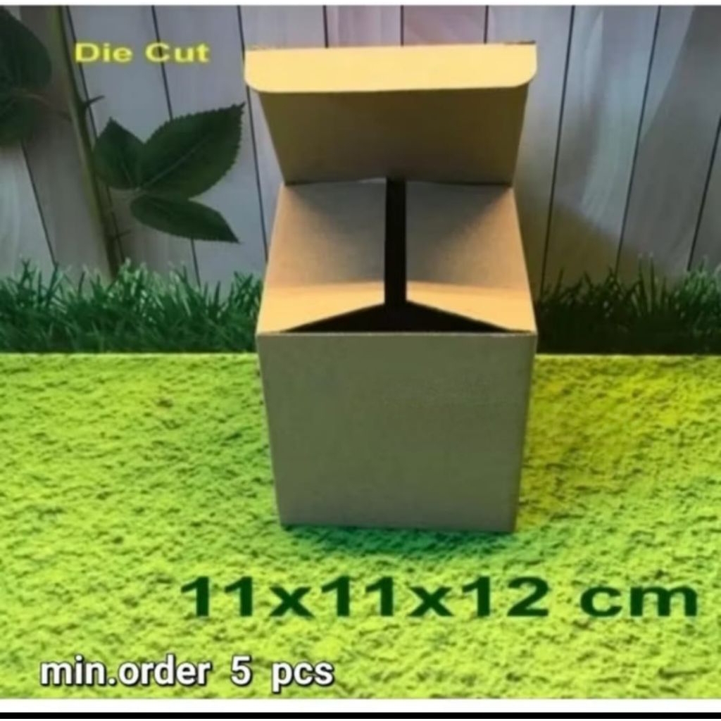 

Kardus Box 11x11x12 cm Kotak DIECUT
