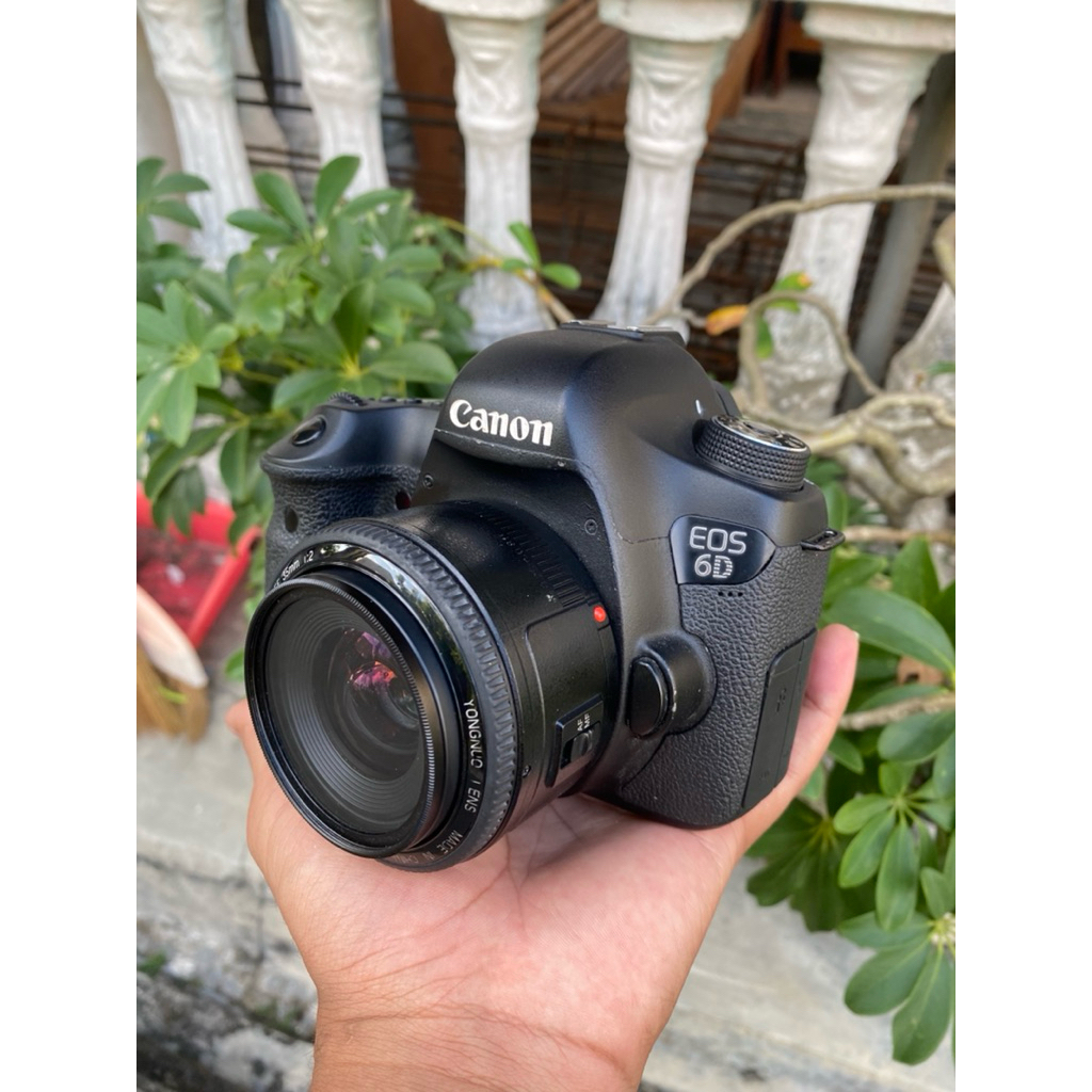 Canon 6D Lensa Fix Yongnuo 35mm Siap pakai Mulus