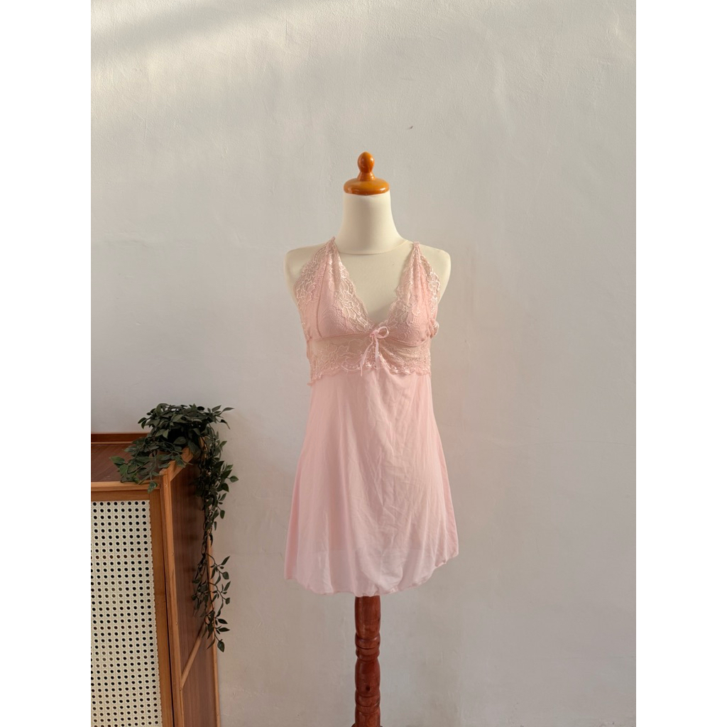 lingering Wanita Sexy