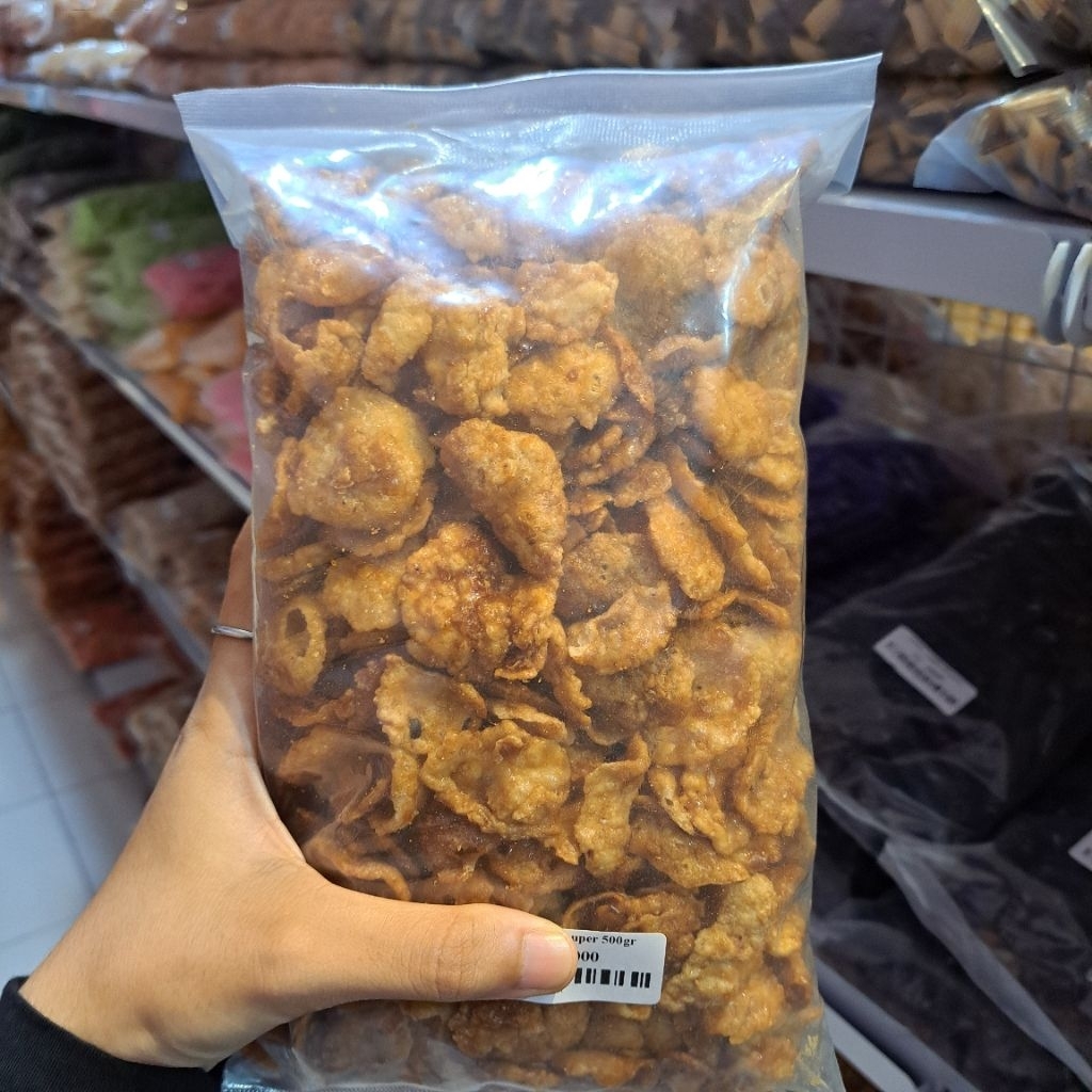 

Emping melinjo pedas & Emping melinjo manis