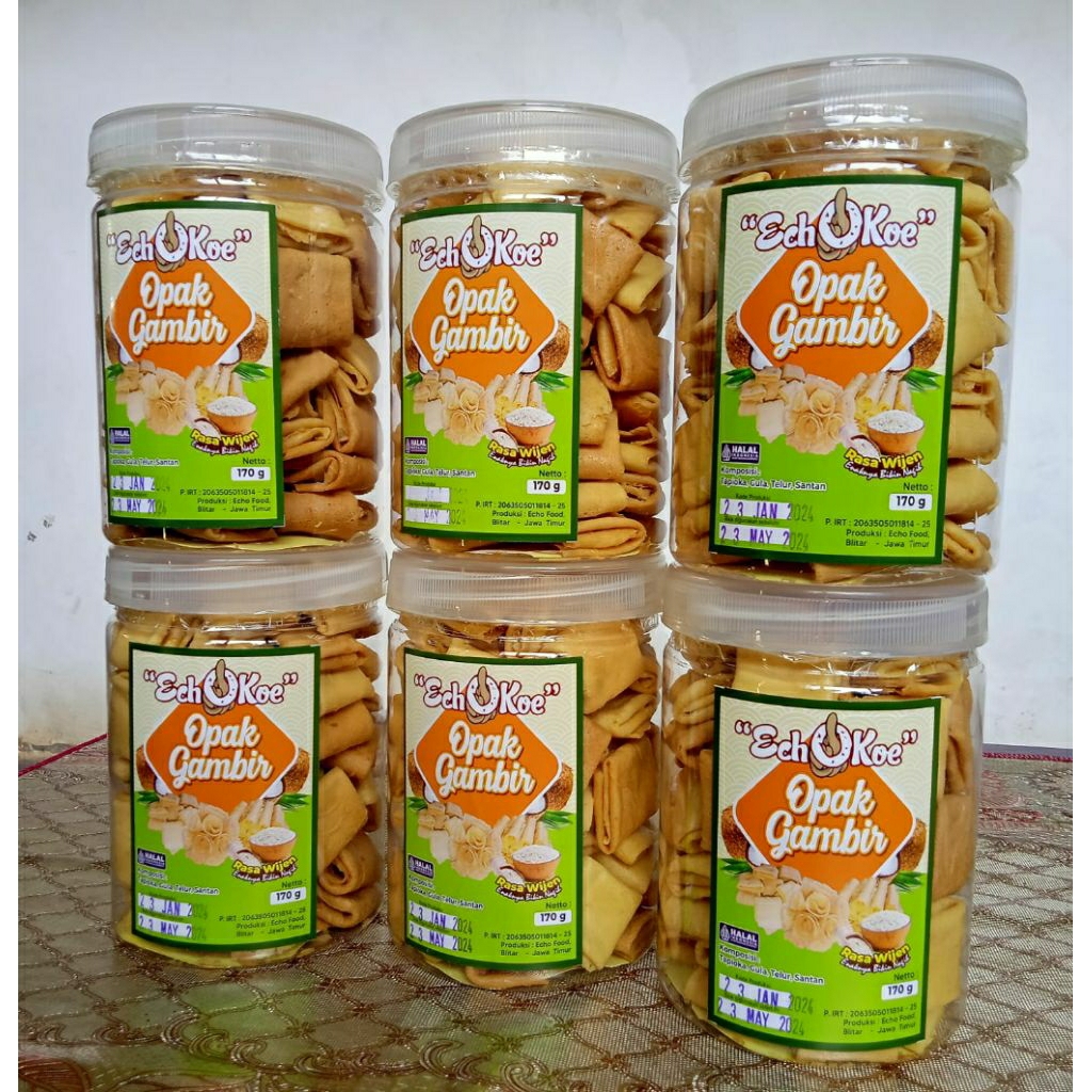 

Opak Gambir jajan tradisional dengan cita rasa khas Blitar. varian rasa jahe,original,wijen