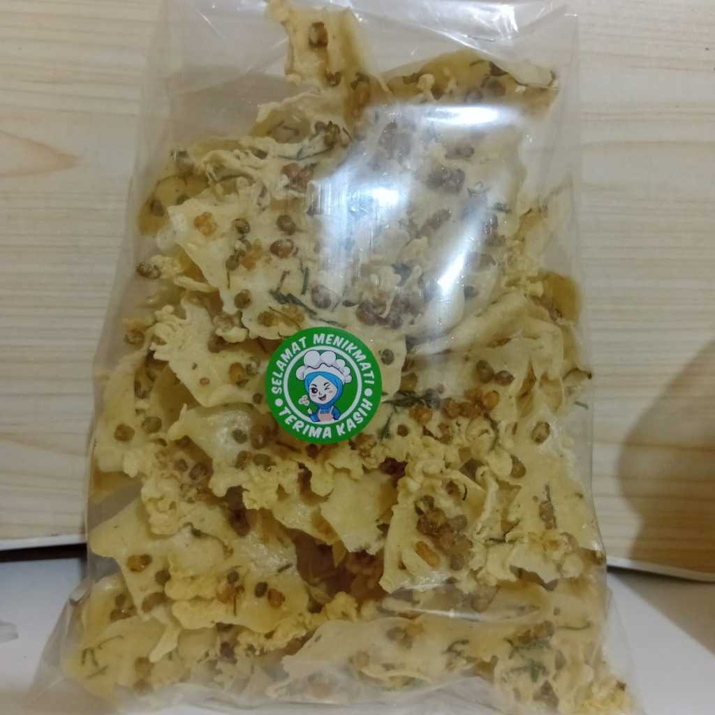 

REMPEYEK KACANG HIJAU