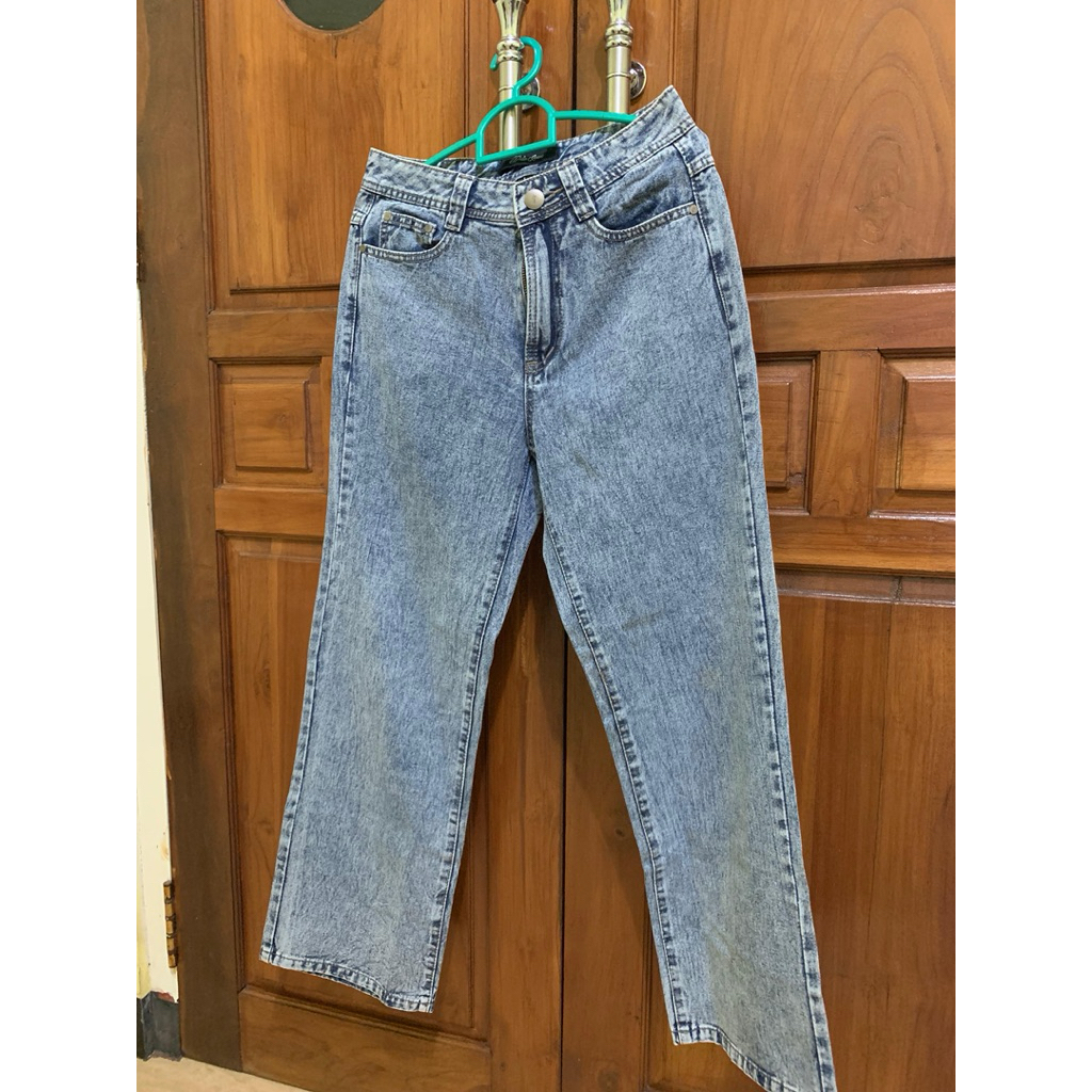 WIDIE JEANS SIZE 29