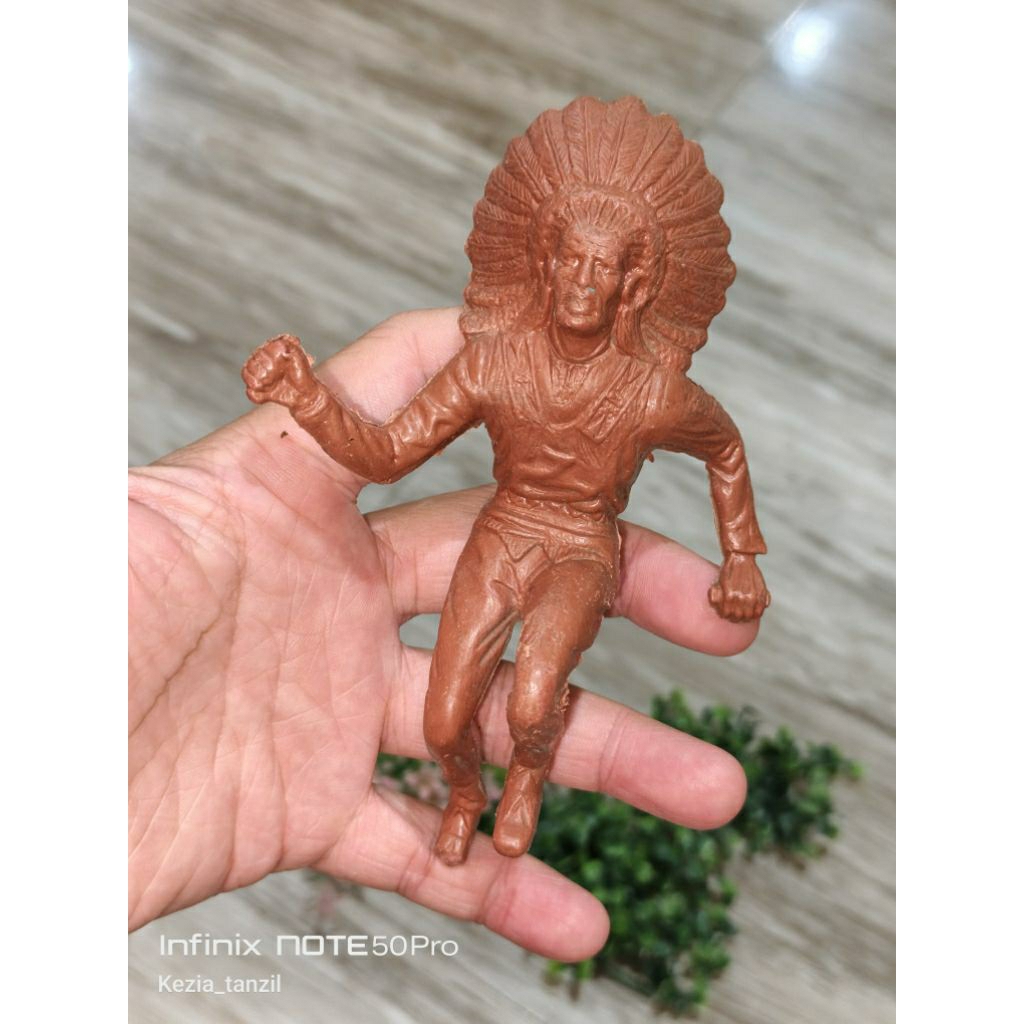 ACTION FIGURE FIGUR MANUSIA PURBA INDIAN RARE LANGKA VINTAGE LOUIS MARX APACHE APACE PEOPLE HUMAN