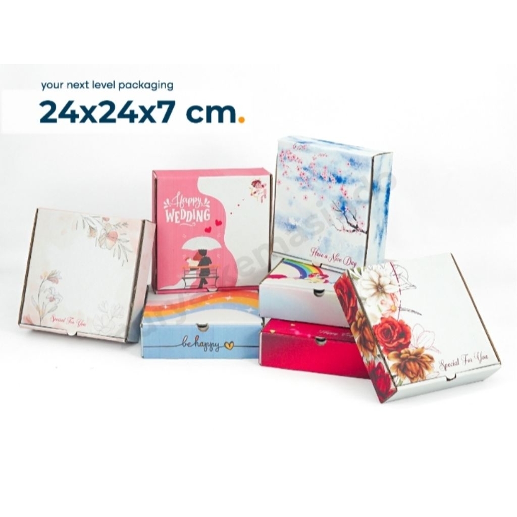 

BOX 24x24x7 cm Kardus/Karton/Kemasan/Hampers/Packing/Kotak Baju/Pizza
