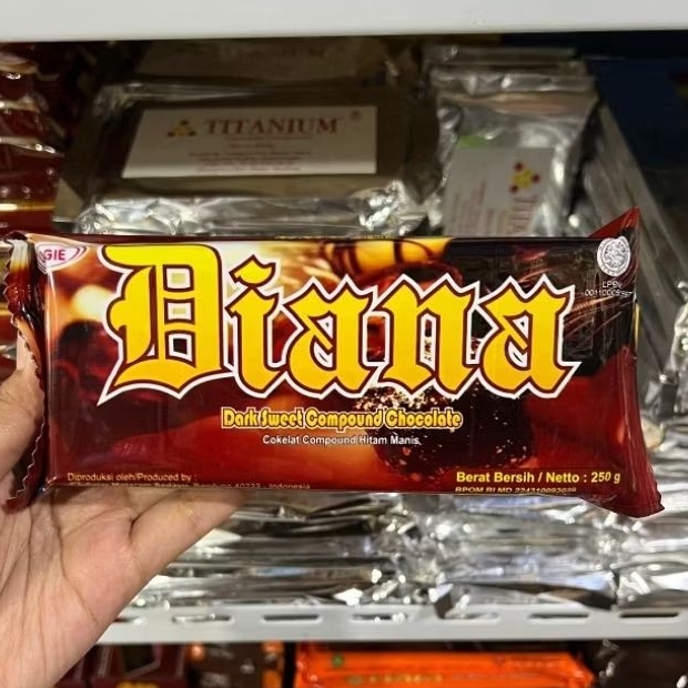 

Coklat Batang Diana Dark Sweet Compound Chocolate 250 gram
