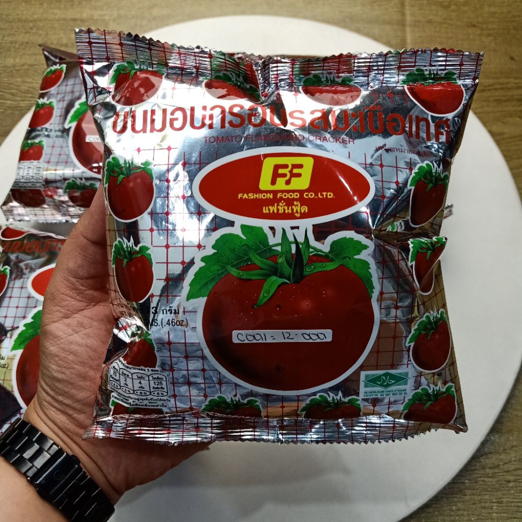 

Snack Jiso Tomat /Paprika /Snack Thailand 13gr /Snack Halal