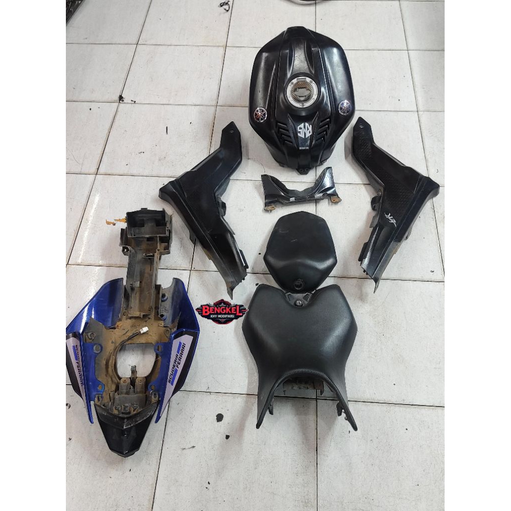 BODY SET BELAKANG R15 V3