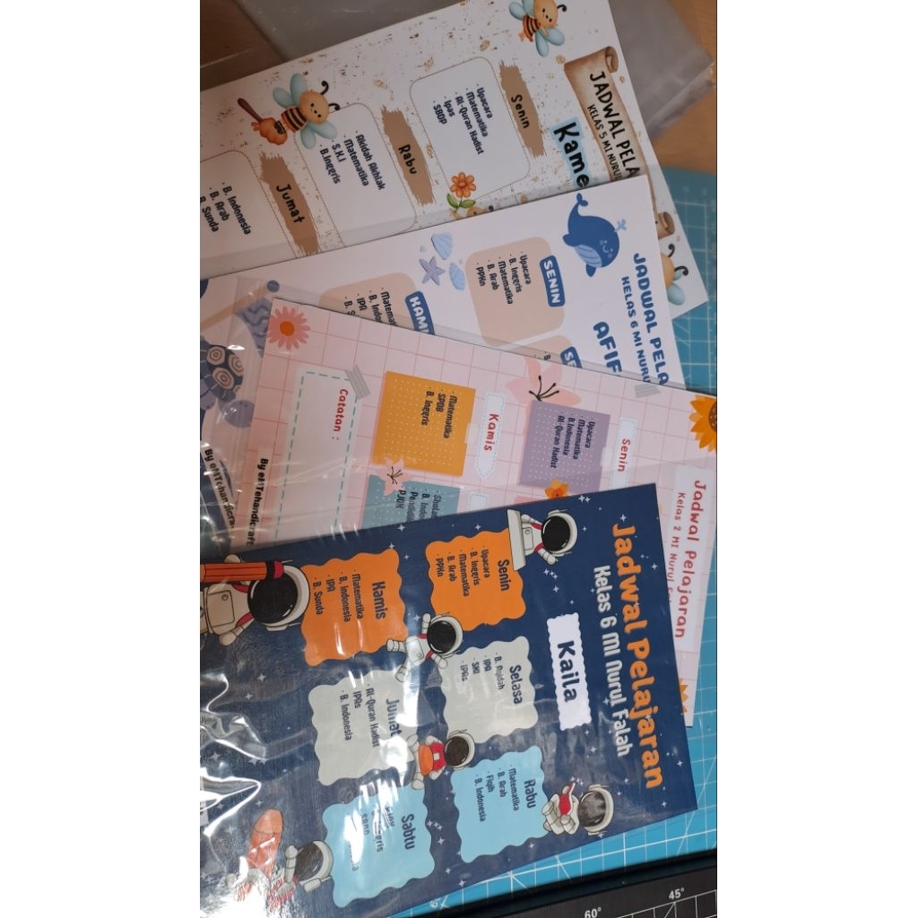 

Custom Jadwal Pelajaran