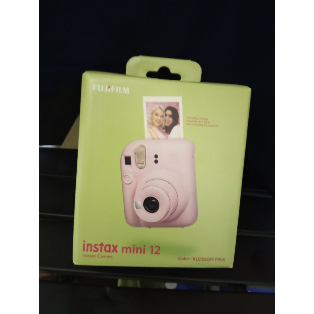 Fujifilm Instax mini 12