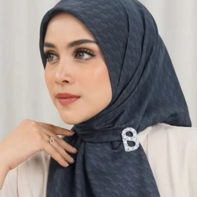 Leena Monogram Square Dark Grey Buttonscarves