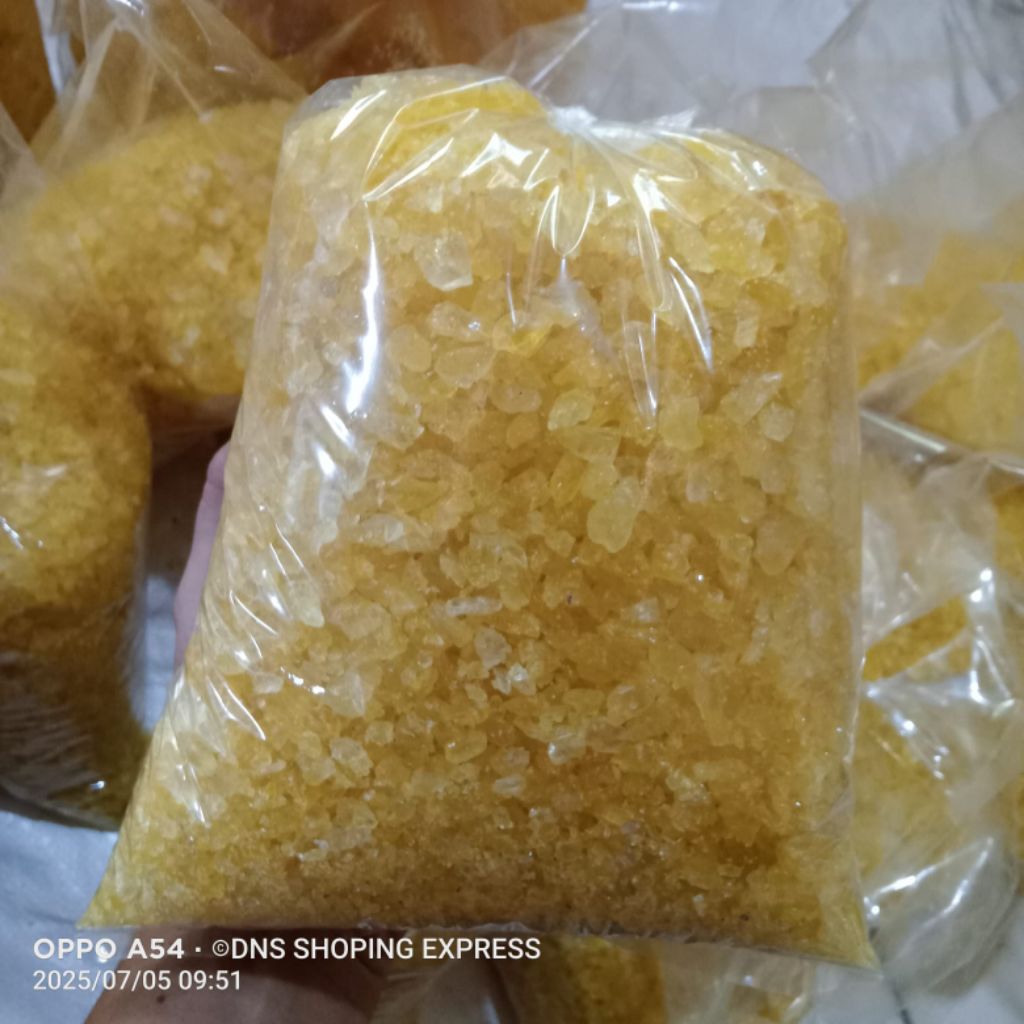 

Remukan Gula Batu Kristal Kuning – Praktis untuk Minuman & Masakan - 1kg [COD]