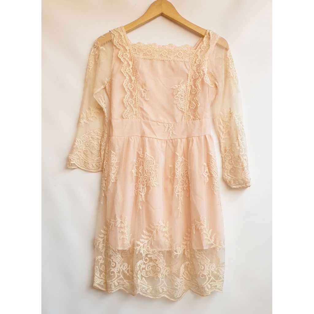 Gaun Fairy Tall Pesta Wanita Midi Tulle Lace Bordir Brokat Peach Merek CLUB - H Champagne Siluet Vin