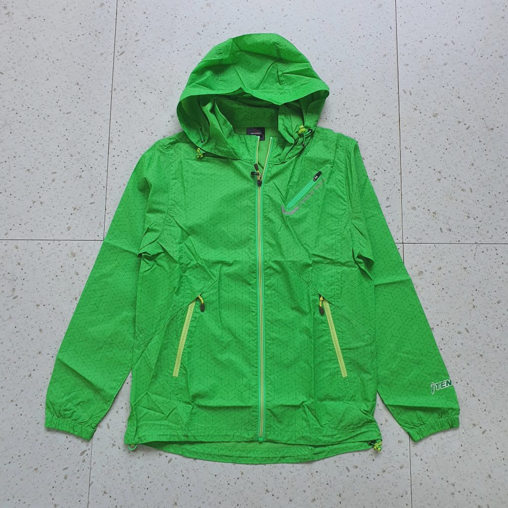 Jaket Windbreaker Parasut Spieler / Size S - LD 49 cm / Bekas - Second - Preloved