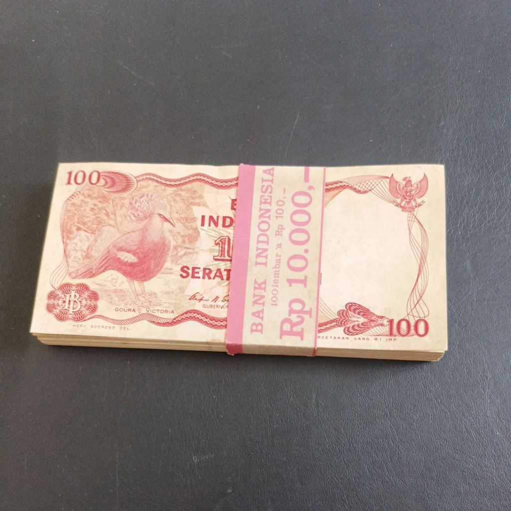 Uang Kertas Kuno 100 Rupiah Burung Gaura 1984