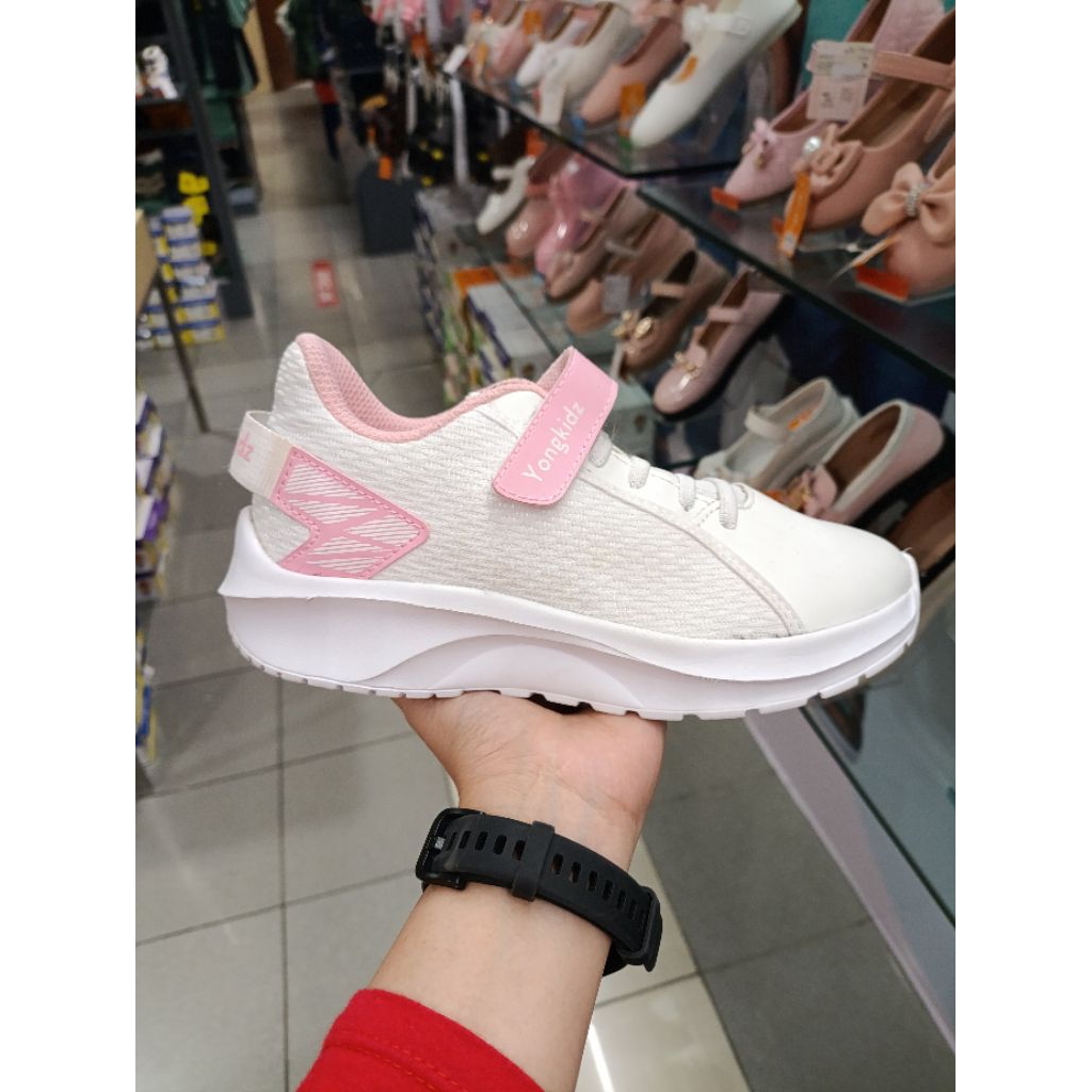sepatu anak perempuan yongkidz
