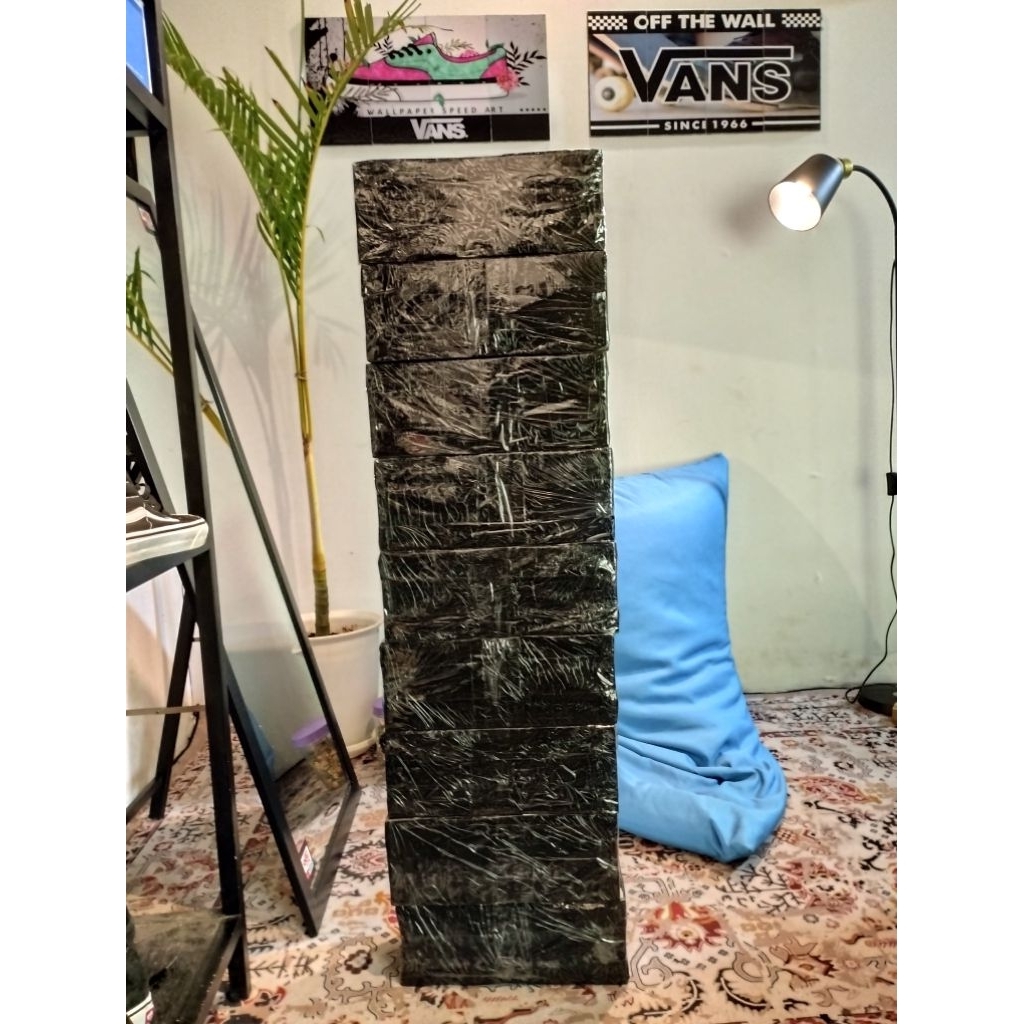 Link co VANS UA CRUZE CC STAPLE CONTRAST