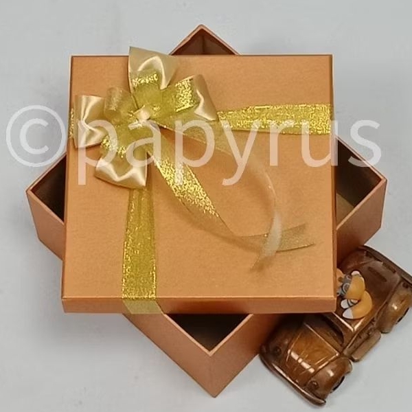 

PAPYRUS 20x20 Tinggi 5cm Kotak Kado Gift Box Hadiah V3