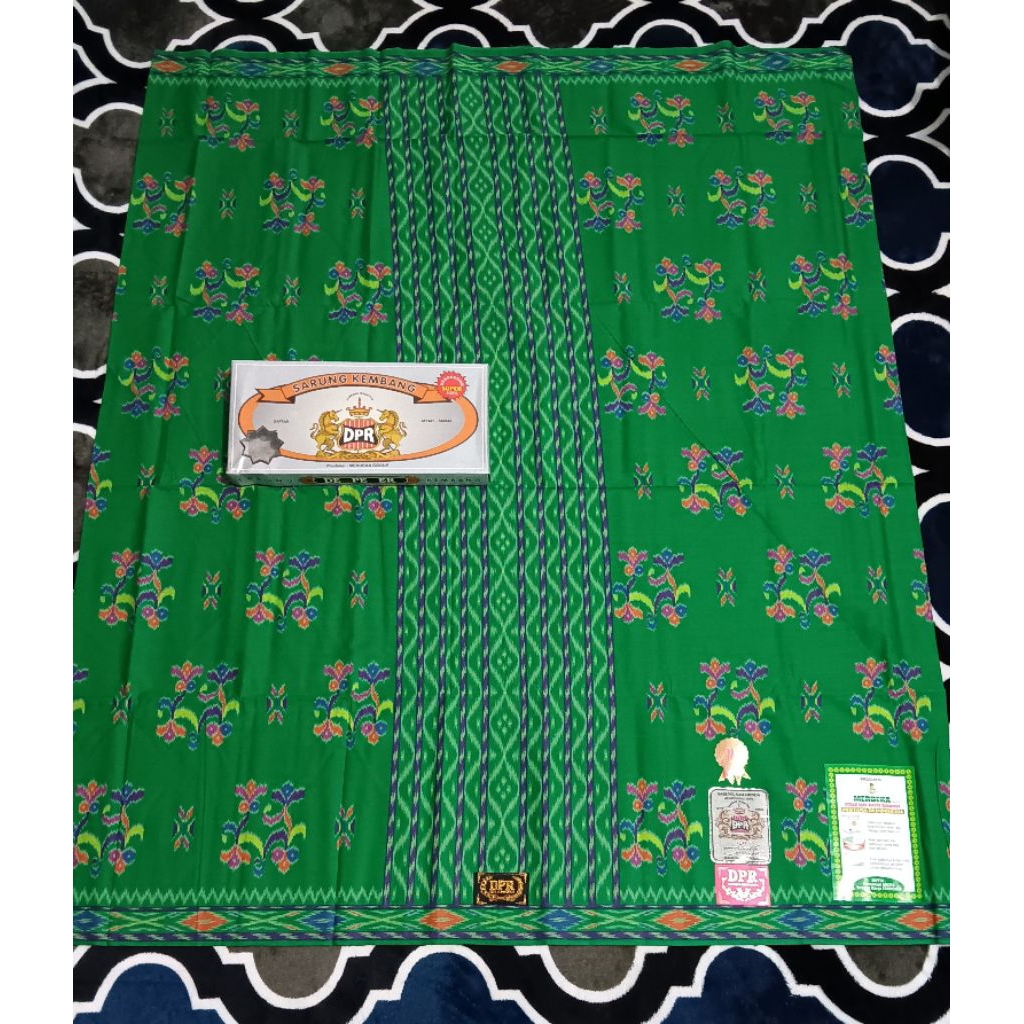Sarung DPR Kembang Mesresing