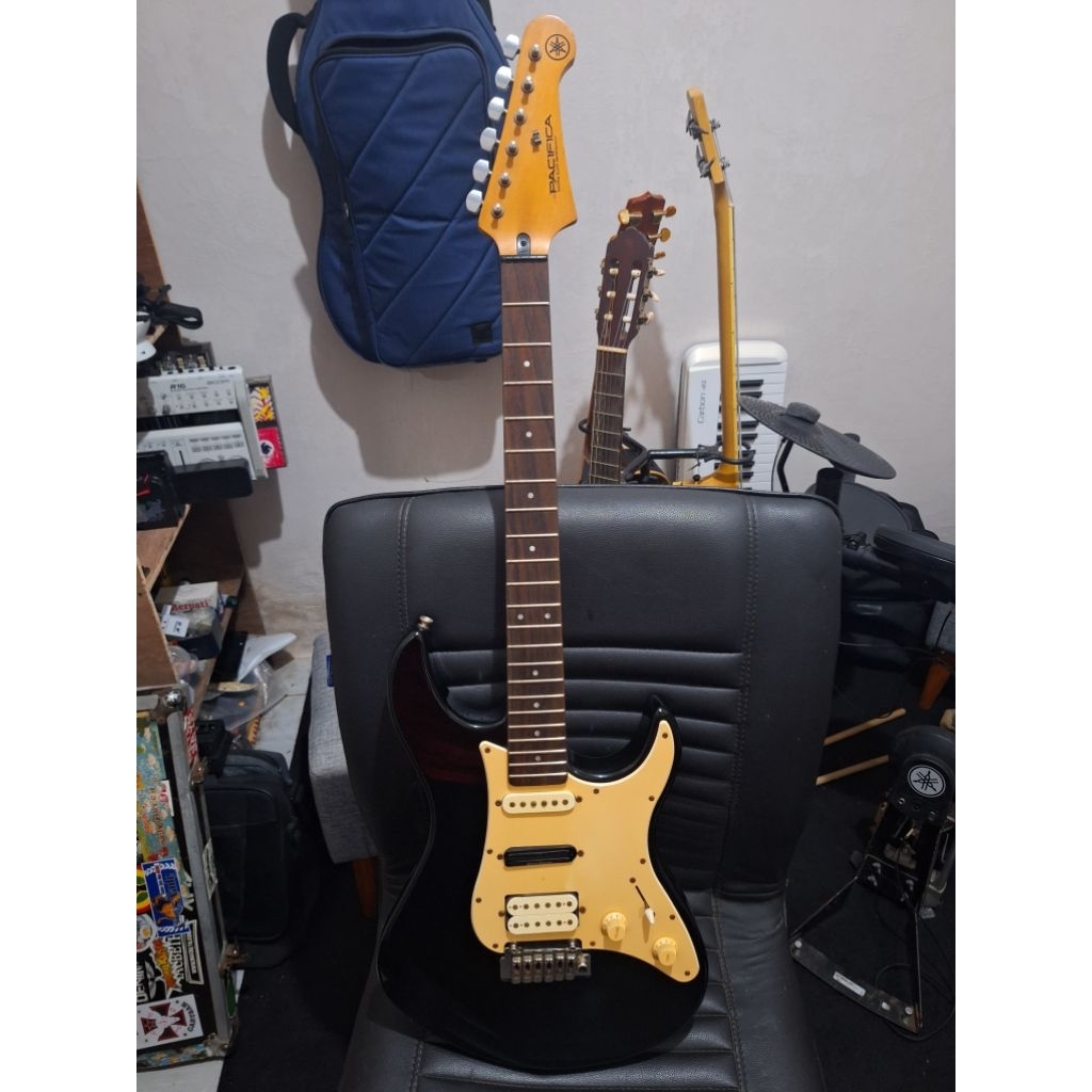 GITAR YAMAHA PACIFICA PAC 012 ORIGINAL UPGRADE