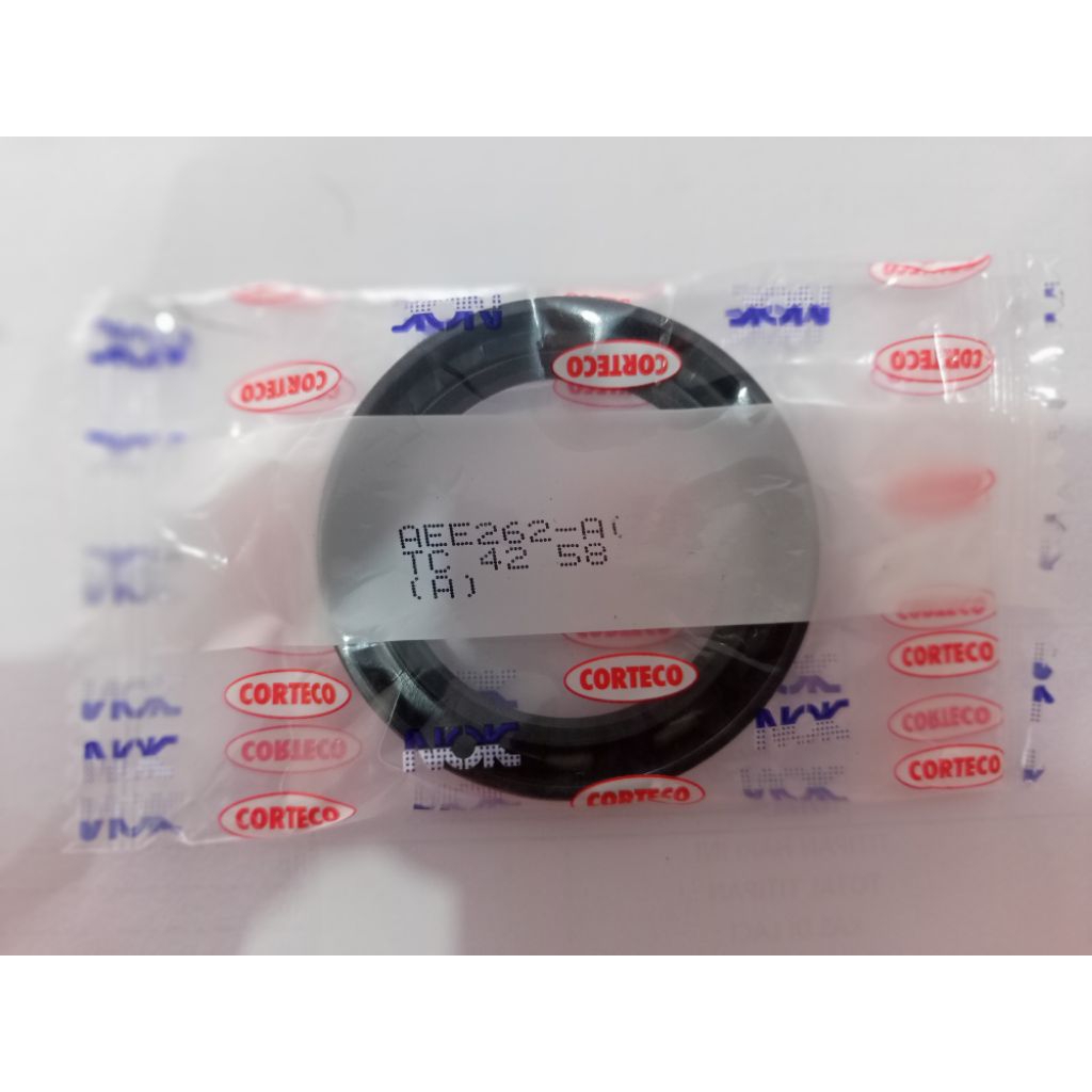 Oil Seal roda Tracktor G1000 42 58 8 corteco