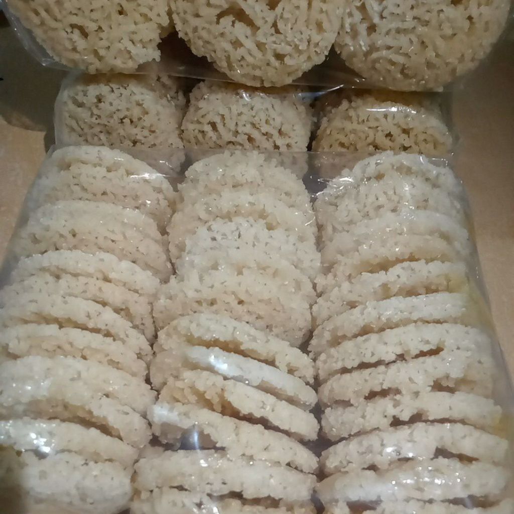 

Rengginang Singkong Pathilo Mentah Besar uk 6 - 7 CM