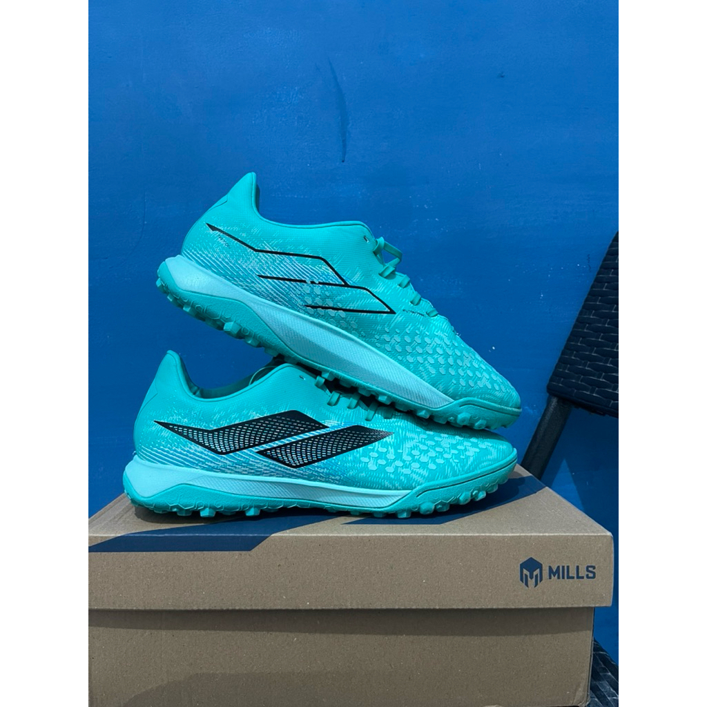 Sepatu Mills Mini Soccer / futsal