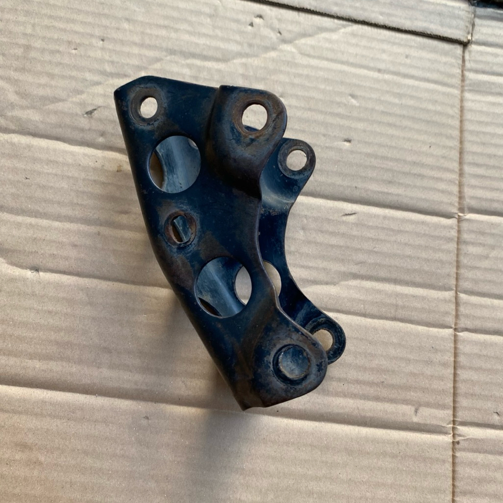 pangkon breket mesin honda megapro hiu glmax glpro original