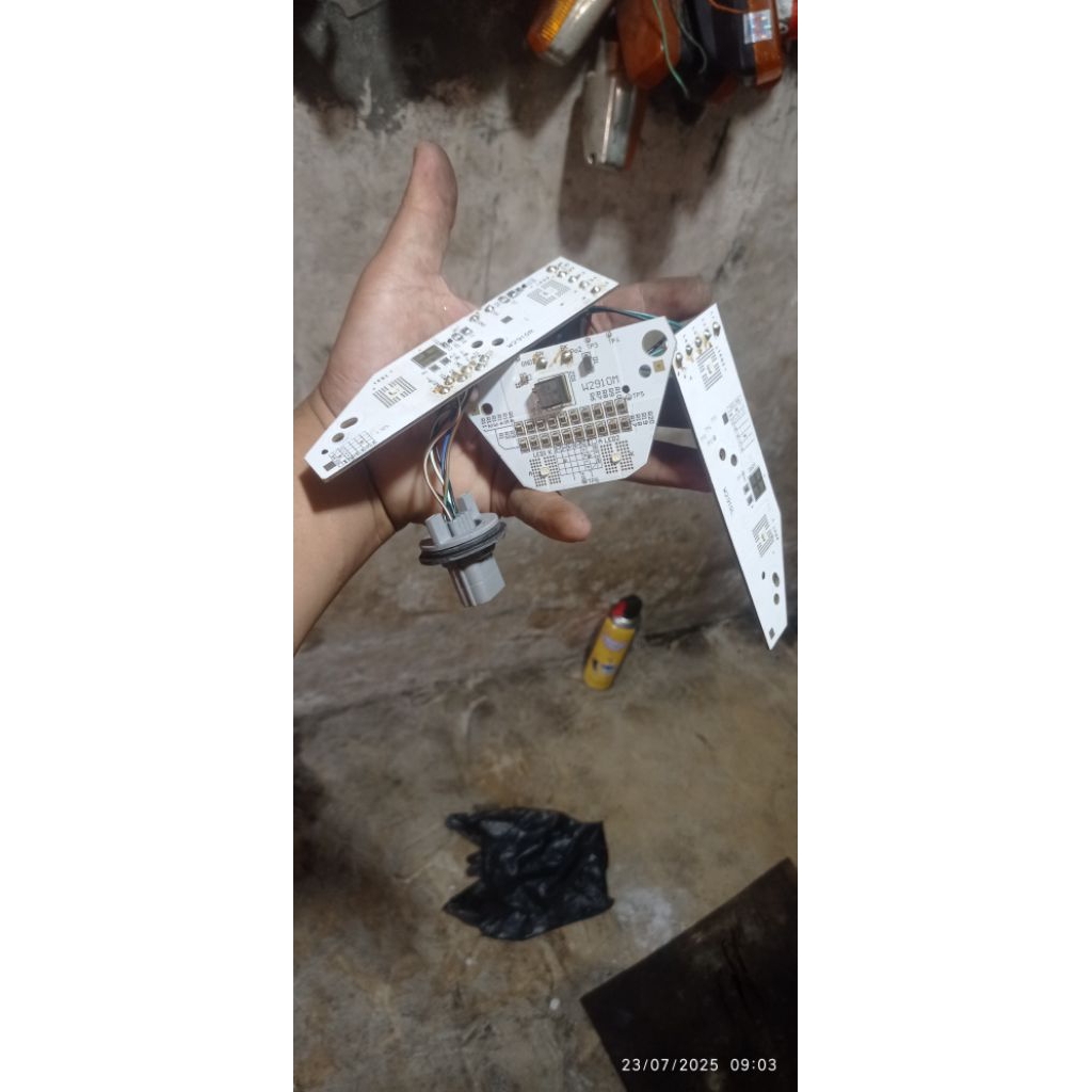 LAMPU LED DEPAN VARIO 125 LED Fi ORIGINAL