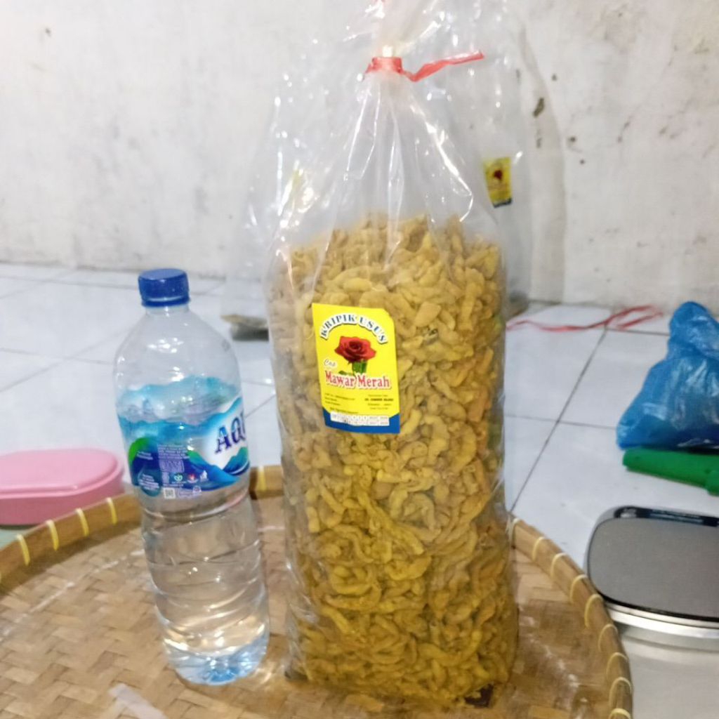 

keripik usus / usus crispy 1 ball isi 2kg
