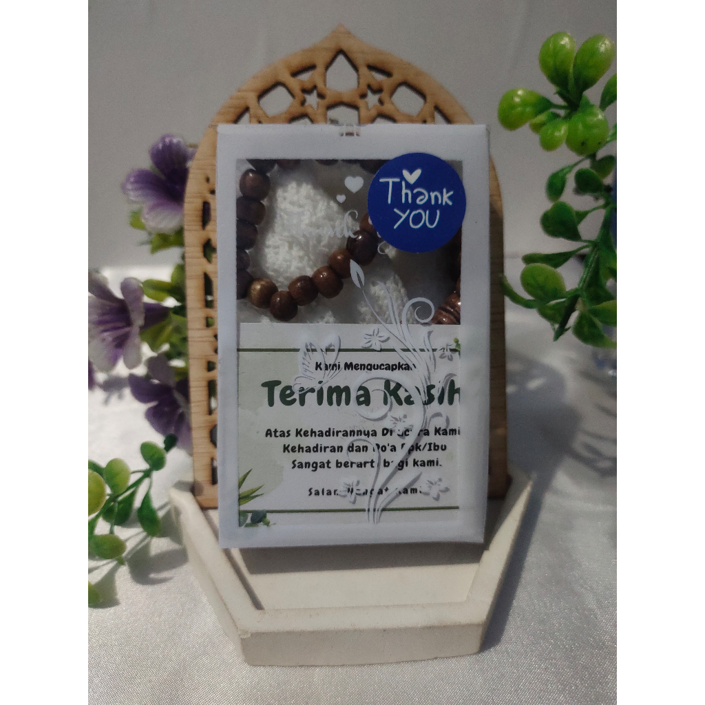 Souvenir Peci Rajut dan Tasbih Kayu 33 Butir/Oleh-Oleh Haji Umroh/Souvenir Pernikahan/Souvenir Tahli