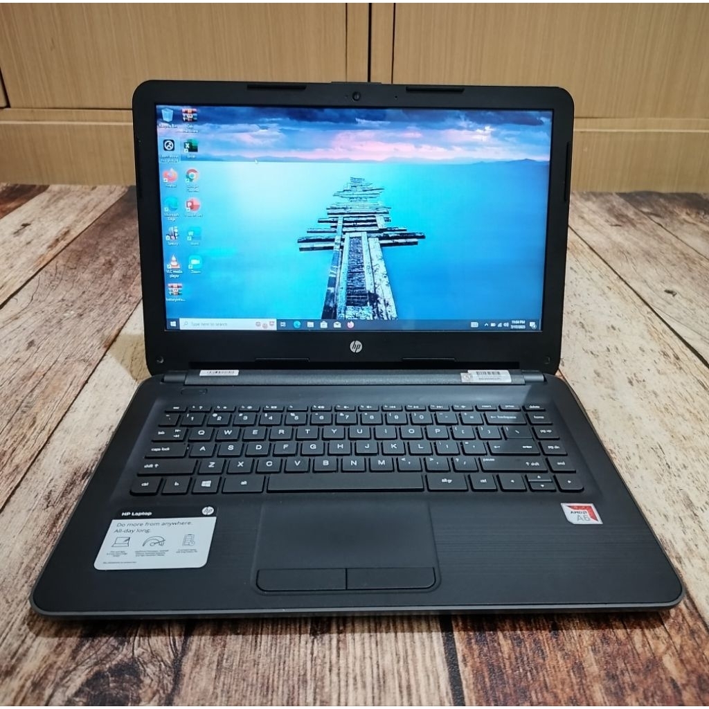 hp 245 G5 AMD A6-7310 Ram 8gb Amd radeon R4 1gb