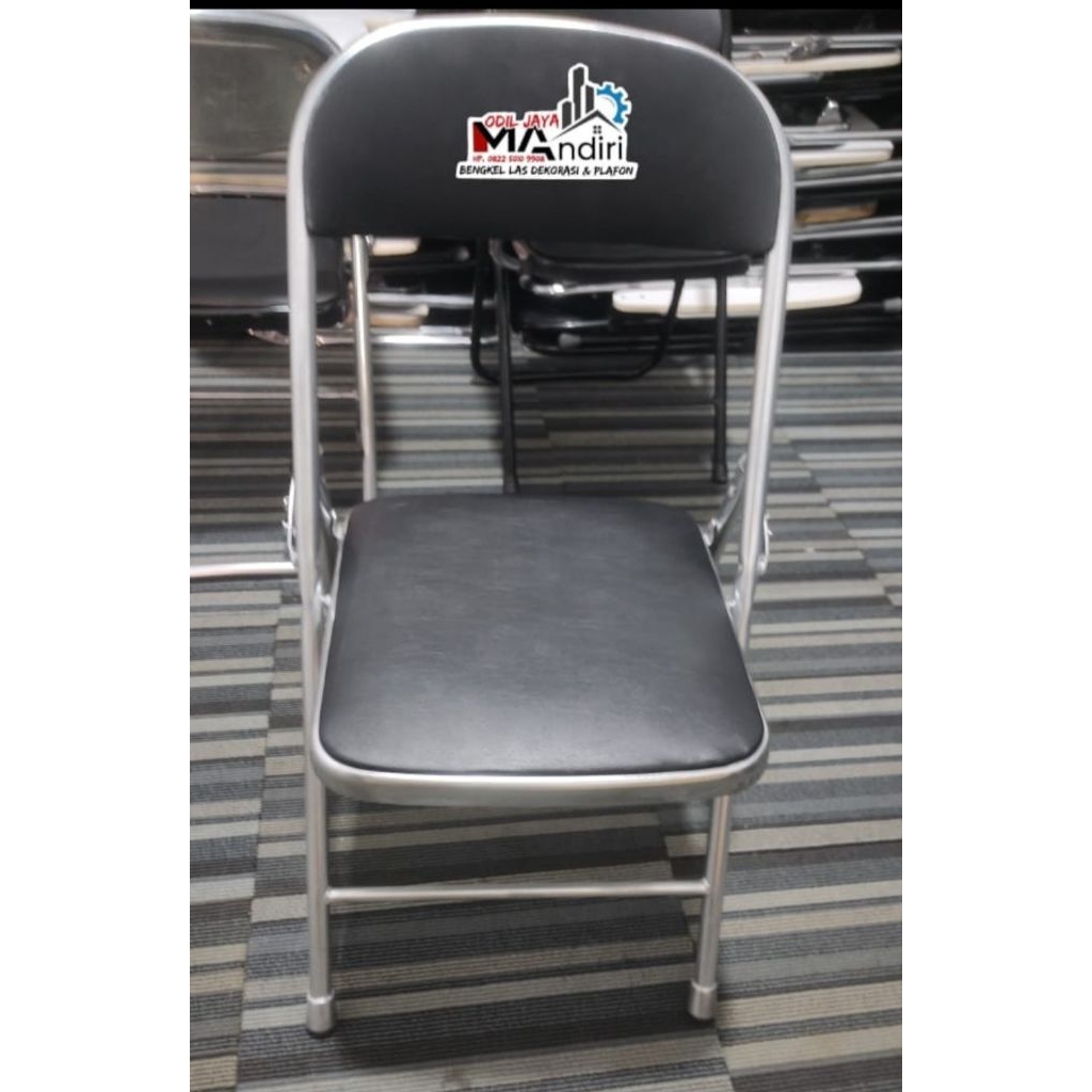 kursi bekas/seken merek Chitose