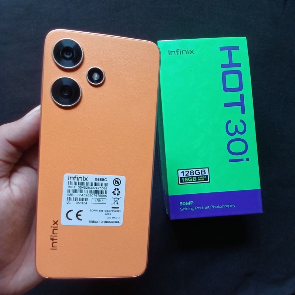 Hp Infinix Hot 30i ram 8/128 lengkap fullset