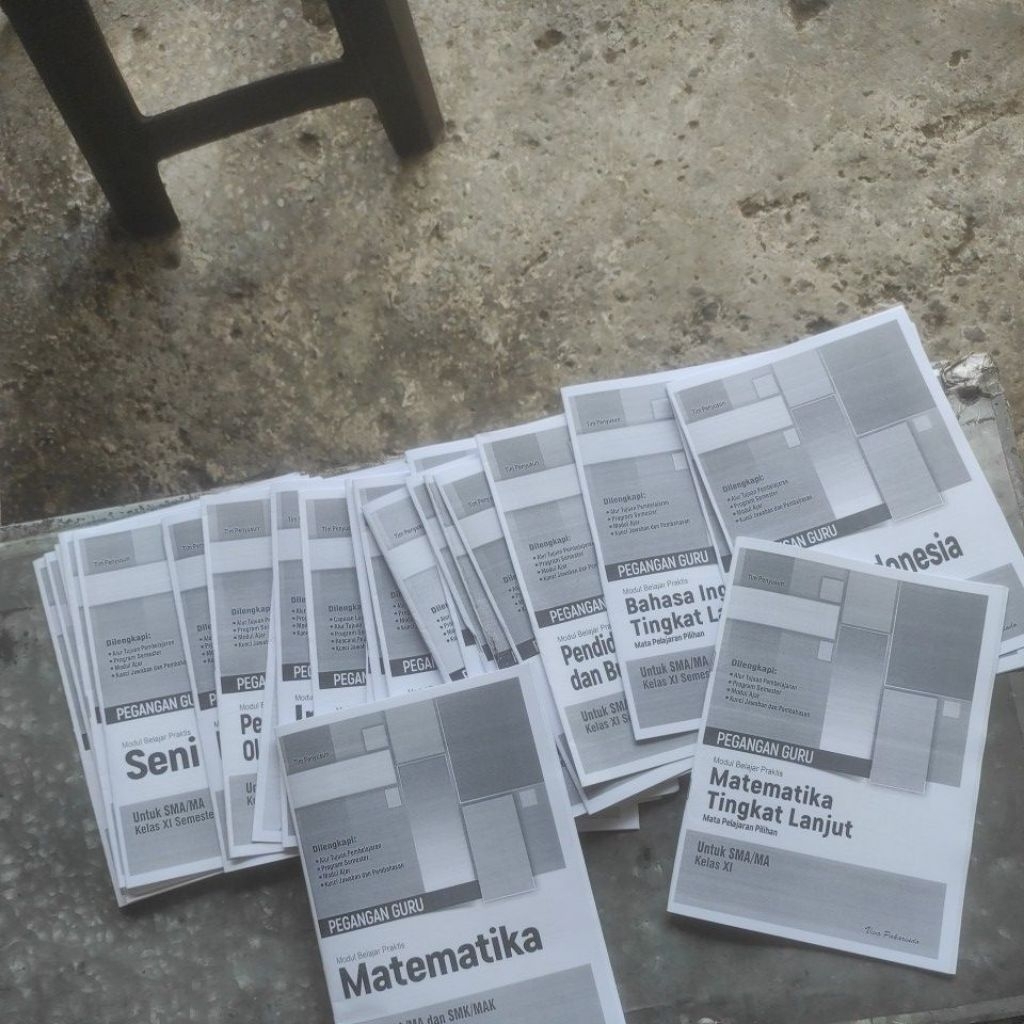 Kunci LKS Kelas 11 Viva Pakarindo Semester 2 2024